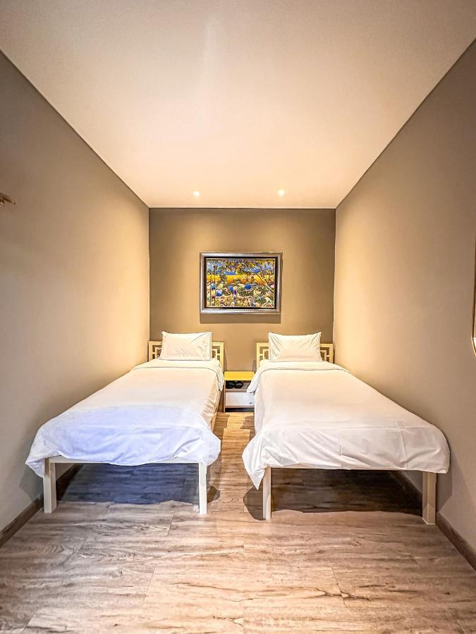 Lugano Arte Homestay Dżakarta Zewnętrze zdjęcie