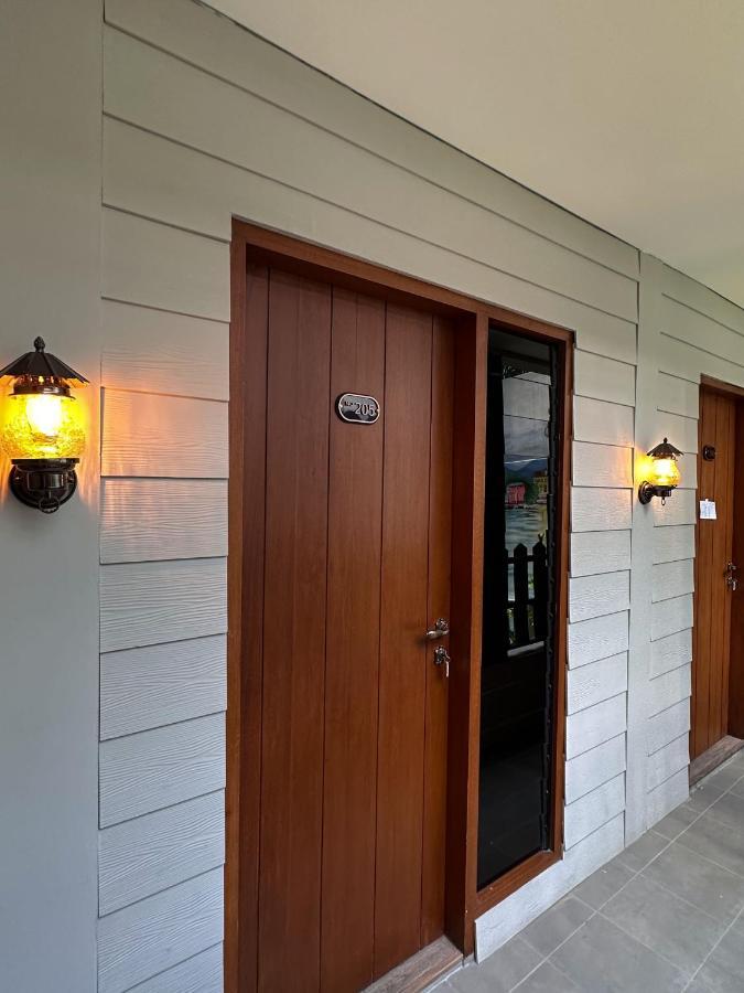 Lugano Arte Homestay Dżakarta Zewnętrze zdjęcie