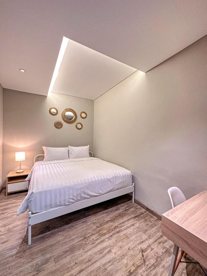 Lugano Arte Homestay Dżakarta Zewnętrze zdjęcie